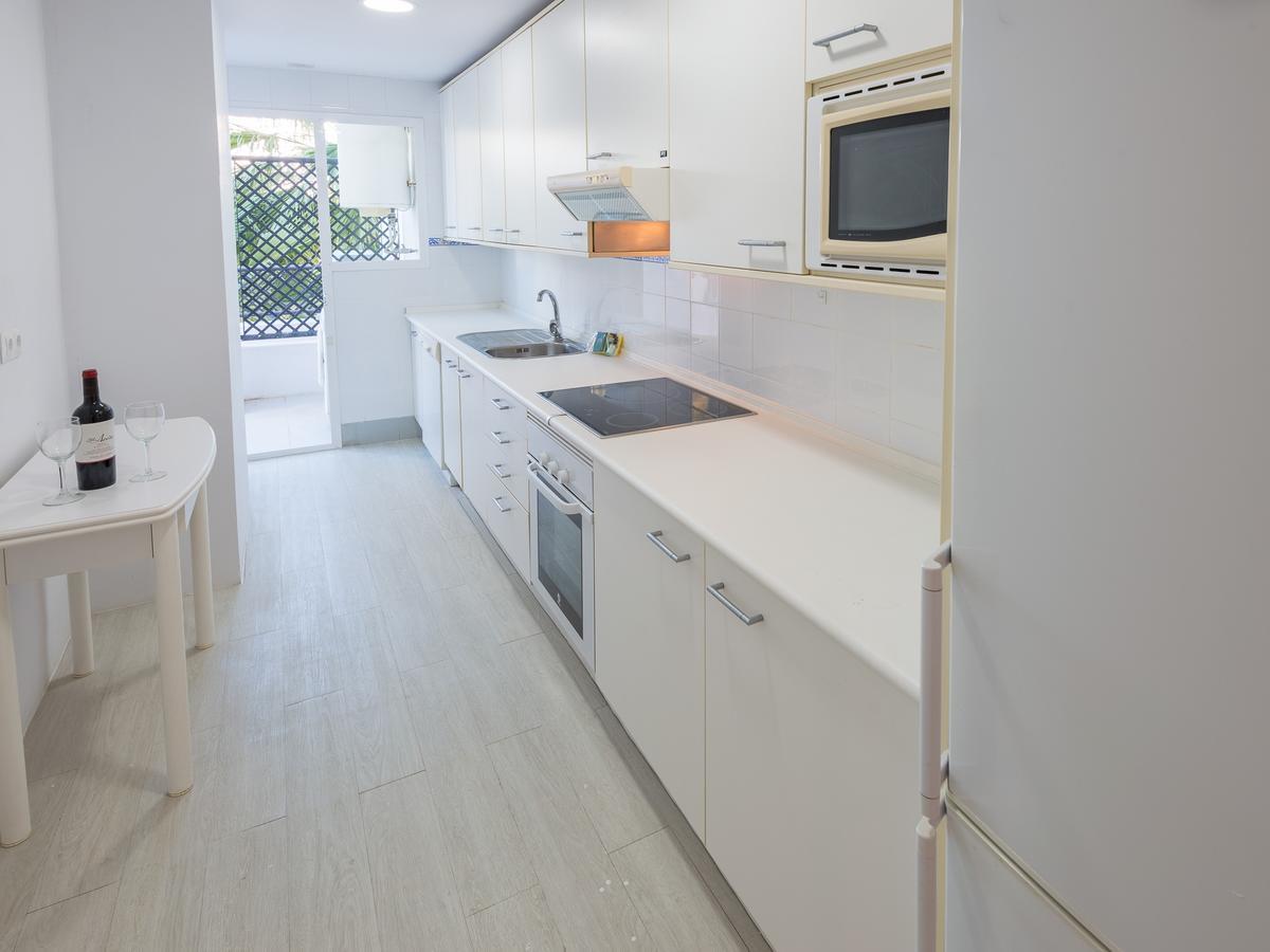 Vacation Marbella I Contemporary Central Apartment, Swimming-Pool, 24-7 Security, A Minute From The Marina, The Sea And Luxury Shopping Eksteriør bilde